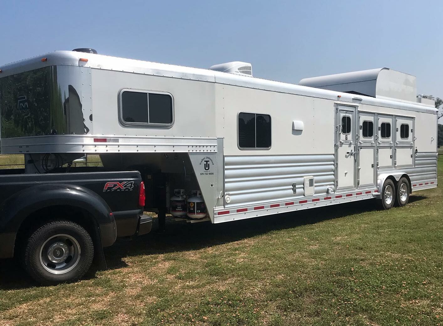 Trailers Unlimited trailer delivery